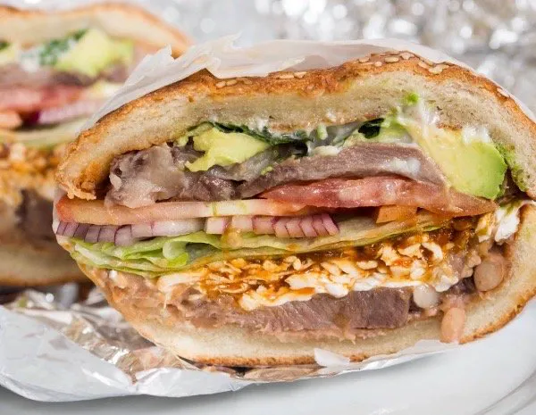 Tacos El Azteca Picture 6