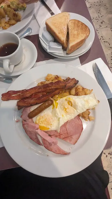 Penny's Diner & Restaurant III Picture 5