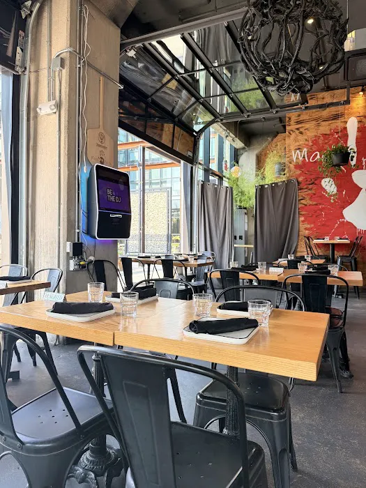 Magic 5 Pie Co. Picture 8