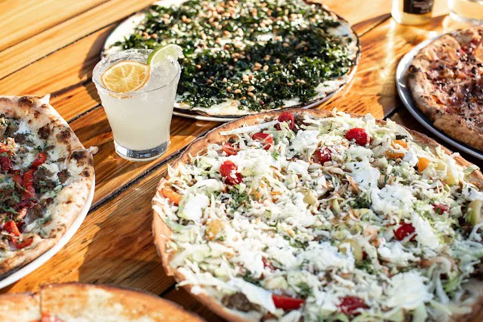 Magic 5 Pie Co. Picture 2