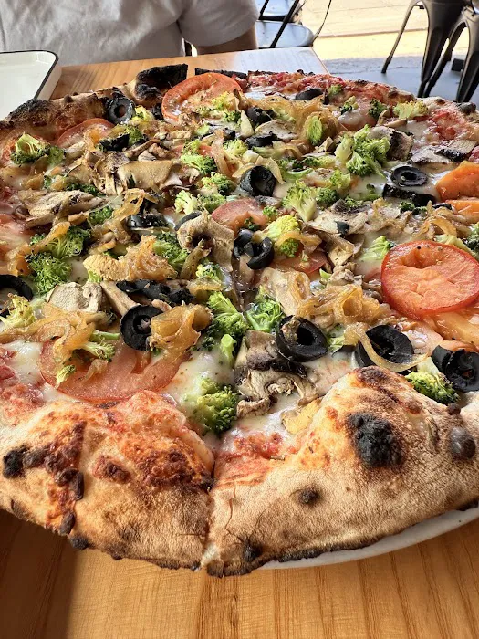 Magic 5 Pie Co. Picture 10