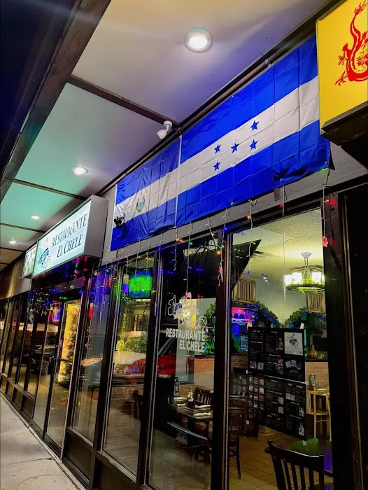 Salvadoreño Restaurante EL CHELE Picture 5