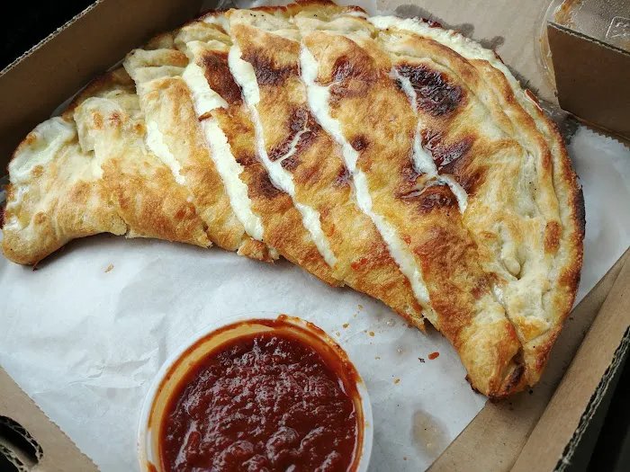 East Avenue Pizza Picture 8