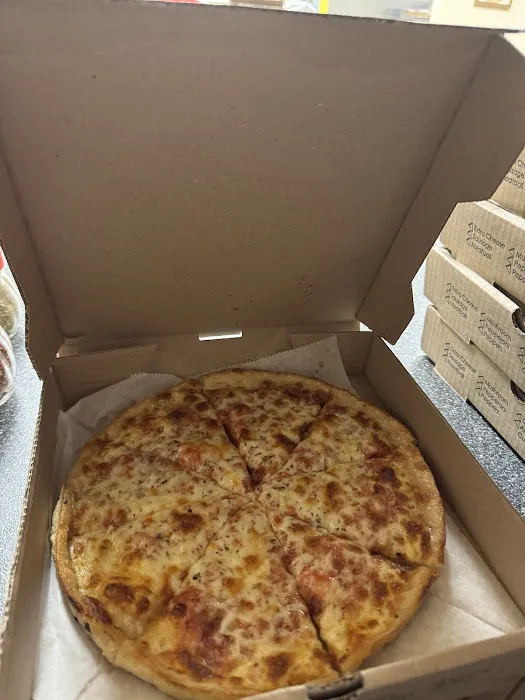 East Avenue Pizza Picture 5