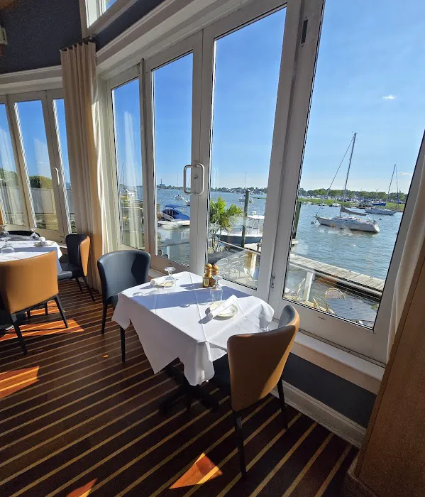 Harbor Lights Picture 9