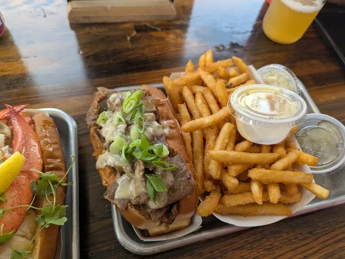 Knot Norm’s - Norwalk Picture 3