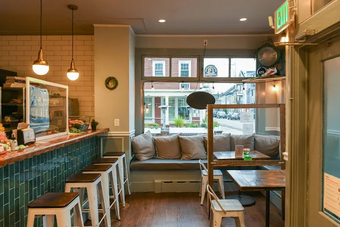 Knot Norm’s - Norwalk Picture 5