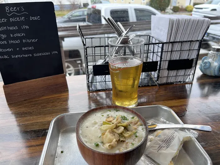 Knot Norm’s - Norwalk Picture 1