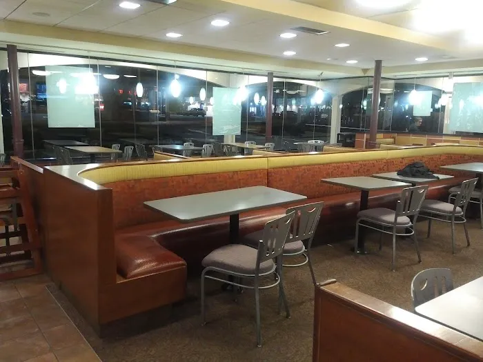 Duchess Restaurant Picture 5