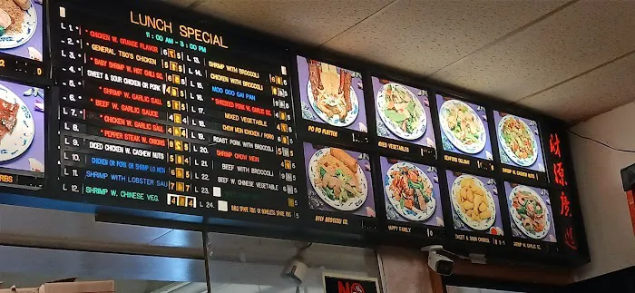 Jade Lee Kitchen Picture 5