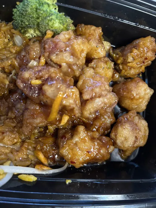 Jade Lee Kitchen Picture 2