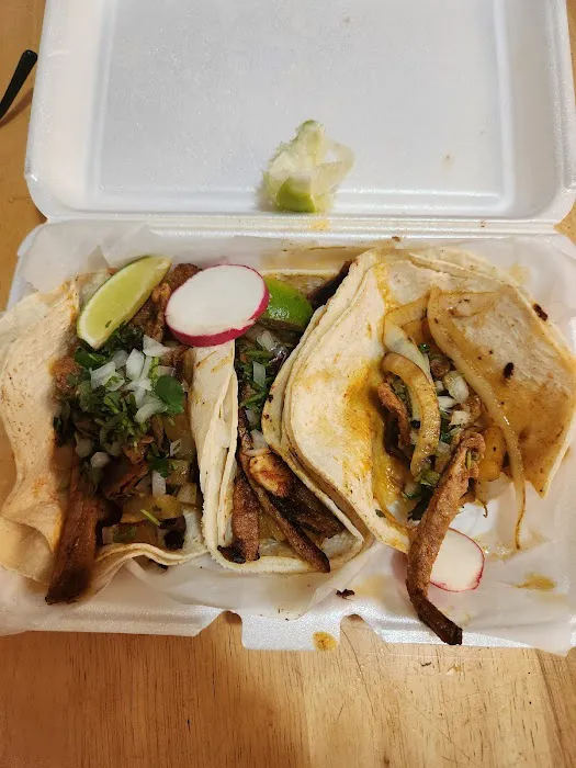 Rico Mac Taco Truck Picture 7