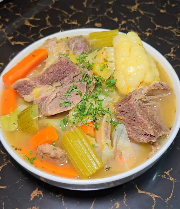 CHISPA TROPICAL Restaurante Peruano Picture 4