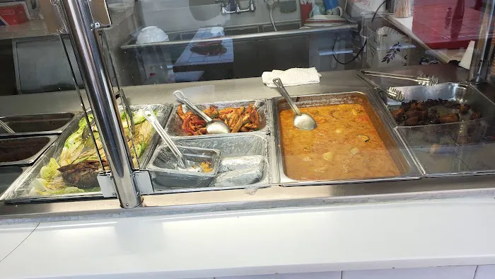 Deli Pupuseria Salvadoreña Picture 3