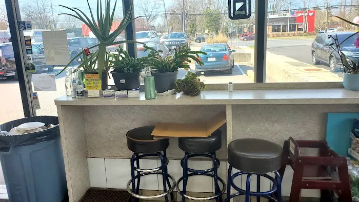 Deli Pupuseria Salvadoreña Picture 4