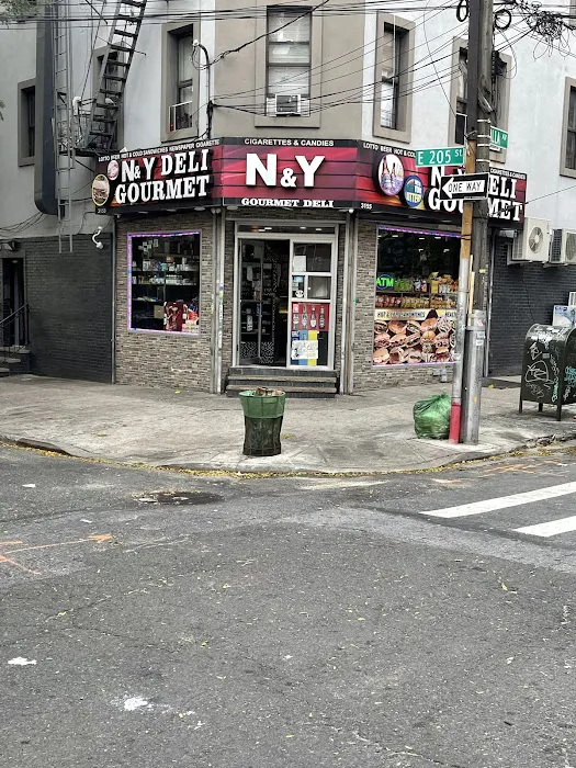 N&Y Classic Deli Picture 9