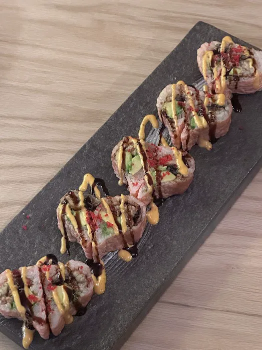 Honami Sushi Hibachi & Lounge Picture 8