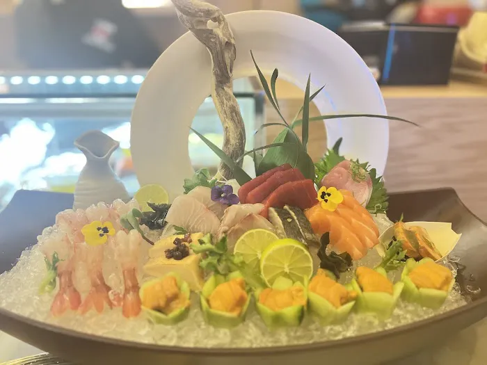 Honami Sushi Hibachi & Lounge Picture 7