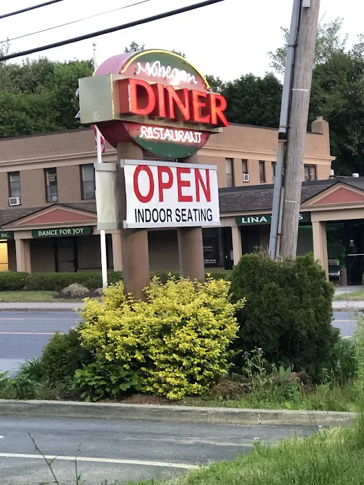Mohegan Diner Picture 7