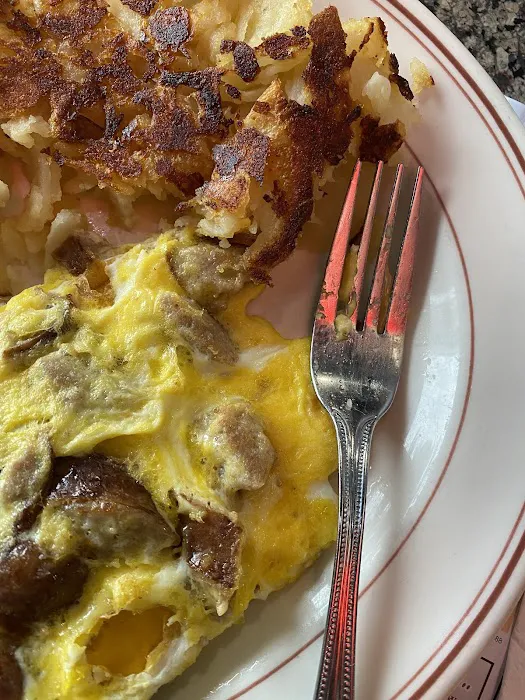 Mohegan Diner Picture 4