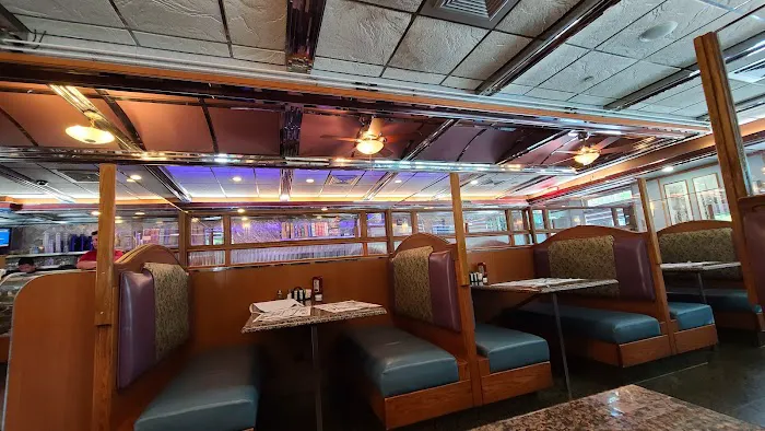 Mohegan Diner Picture 6