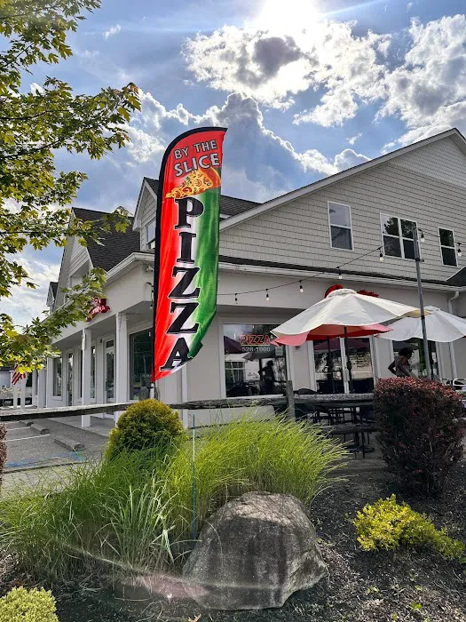 Catania's Pizza - Mohegan Lake Picture 4