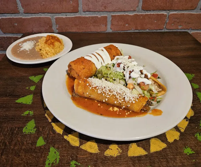 Pancho’s & Gringos Mexican Restaurant Picture 4