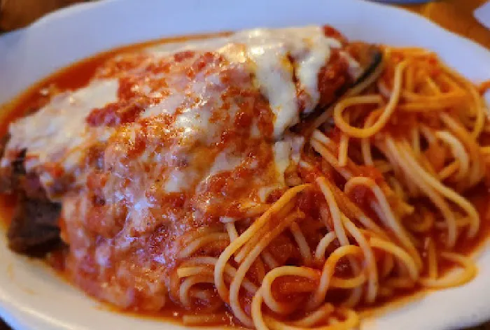 Bear Mountain Pizza & Cafe Picture 6