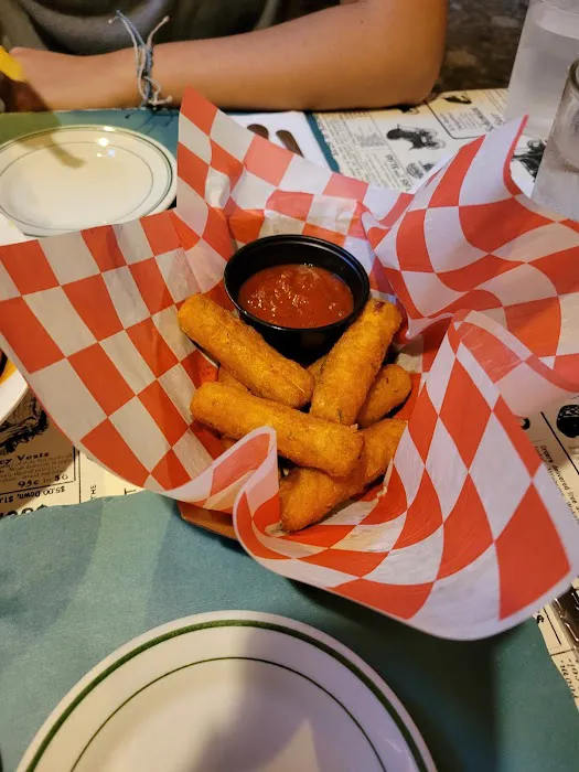 Richie's Little Place Picture 10