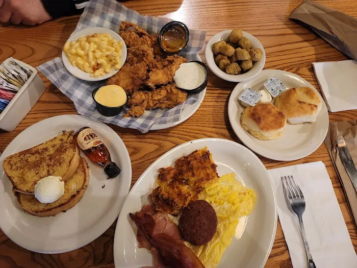 Cracker Barrel Old Country Store Picture 8