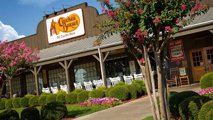 Cracker Barrel Old Country Store Picture 4
