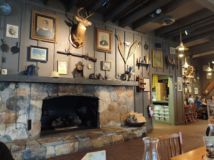 Cracker Barrel Old Country Store Picture 6
