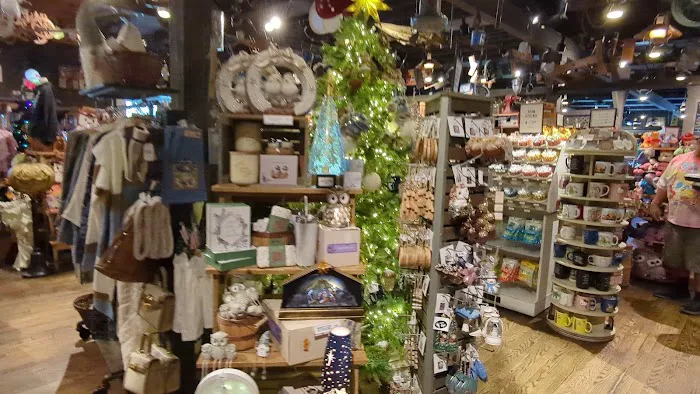 Cracker Barrel Old Country Store Picture 1