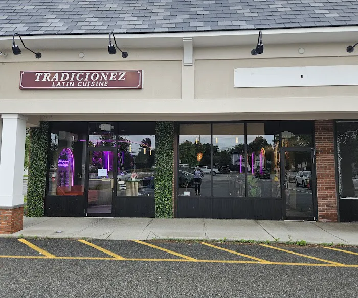 Tradicionez Latin Cuisine Restaurant & Bar Picture 1