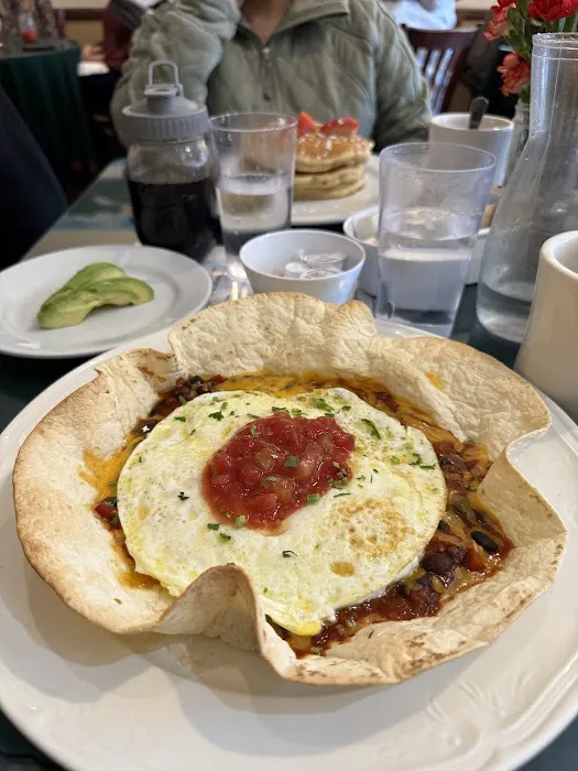 Beacon Falls Cafe Picture 7