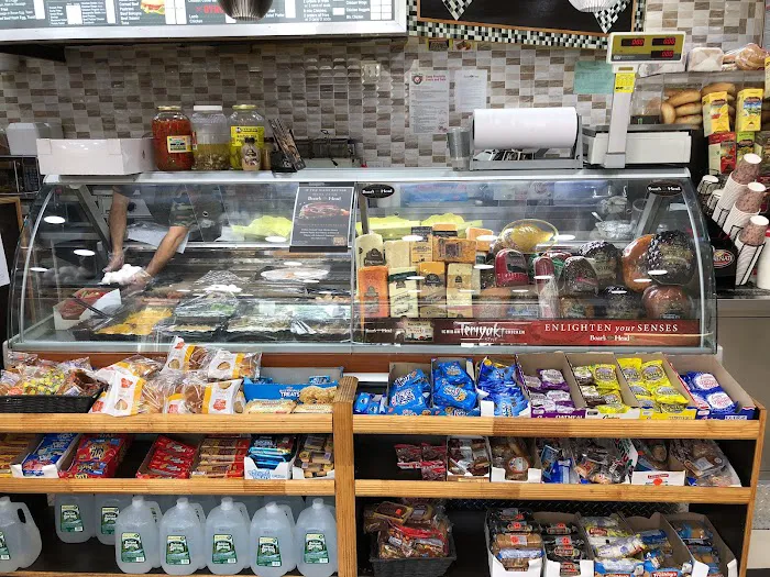 G&G Deli Gourmet Picture 10