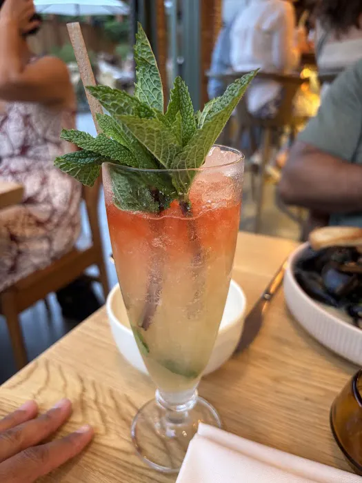 The Wild Kitchen & Bar Picture 3