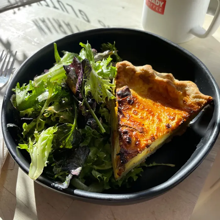 Kitchen & Coffee Picture 2