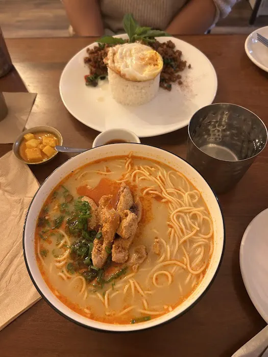 Momo Valley Picture 8