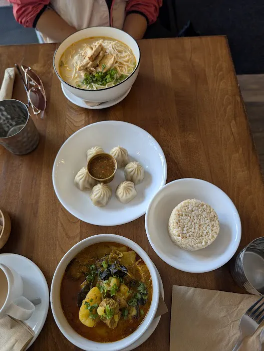 Momo Valley Picture 5