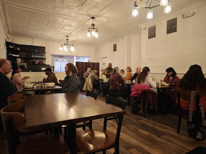 Momo Valley Picture 1