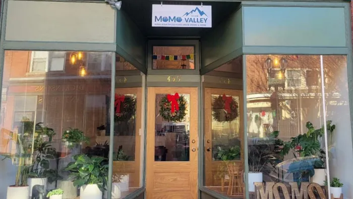 Momo Valley Picture 2