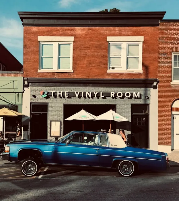 The Vinyl Room Picture 2