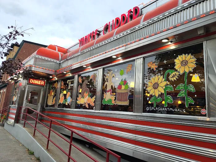 Yankee Clipper Diner Picture 4