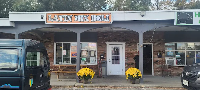 Latin Mix Deli Picture 4