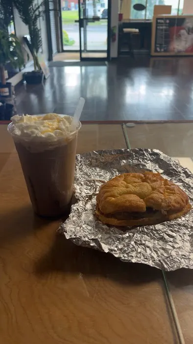 Aunt Janet's Breakfast Nook Picture 4