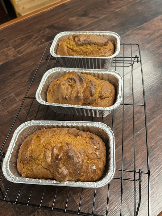 Aunt Janet's Breakfast Nook Picture 3