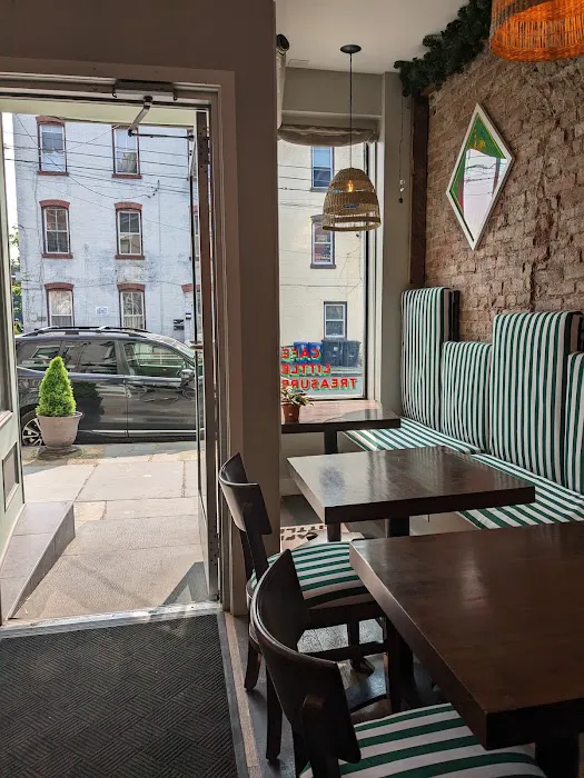 Café Little Treasure Picture 10