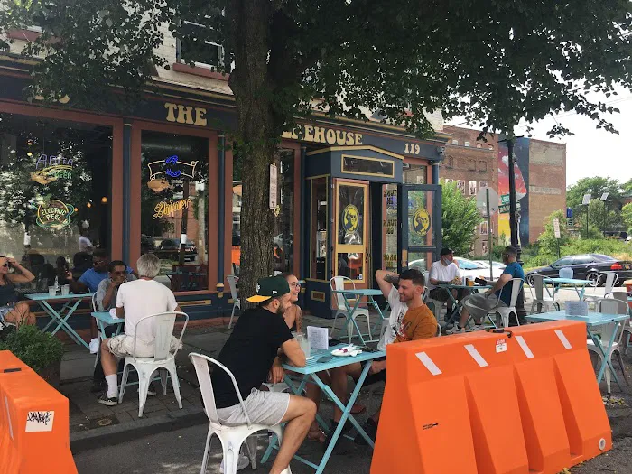 The Wherehouse Picture 10