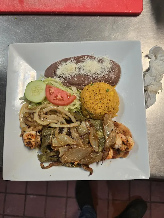 Azteca Grocery Picture 3